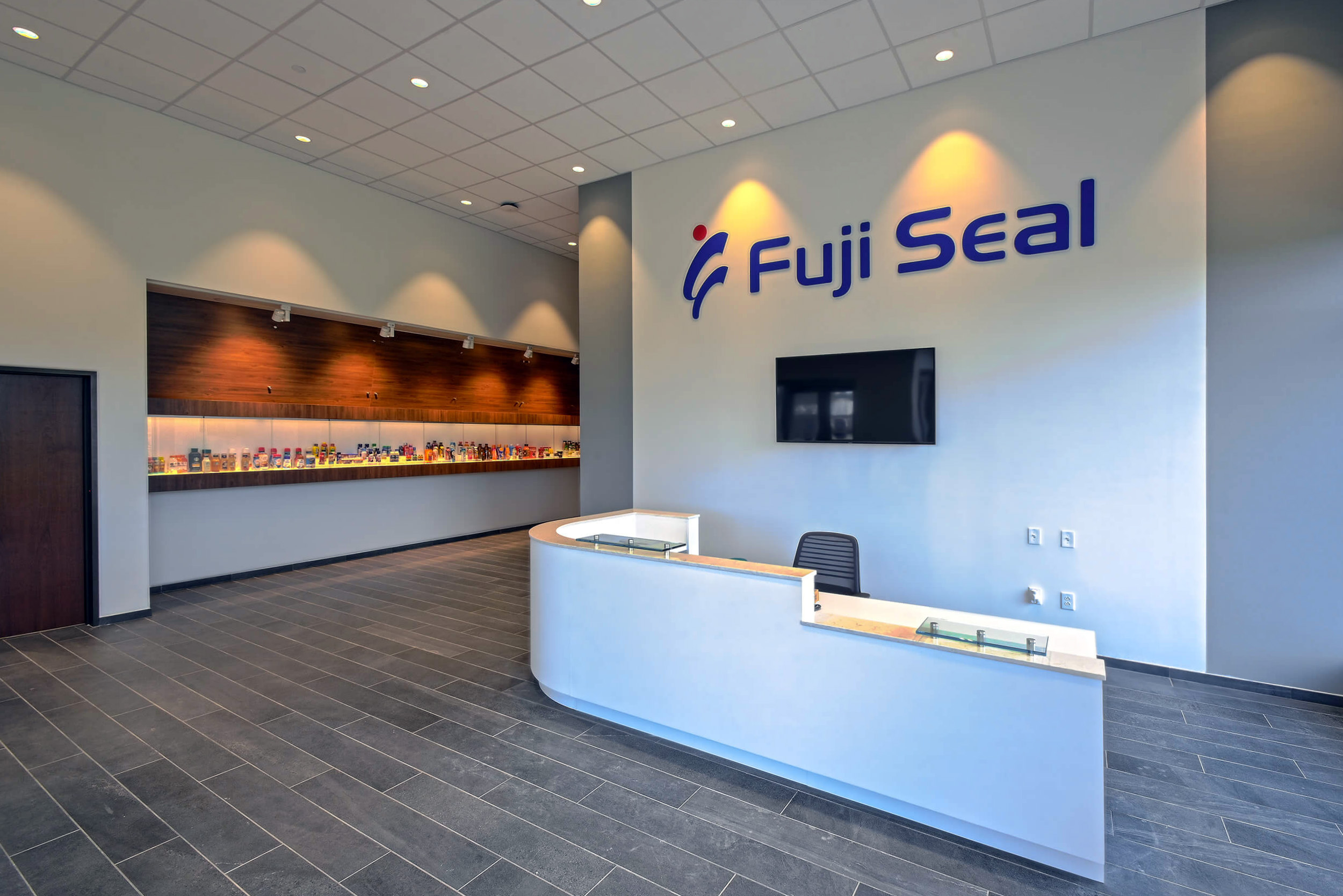 American Fuji Seal opened their new facility in Trivium Corporate Center in April 2023.
