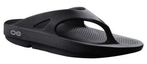 oofos flip flop black