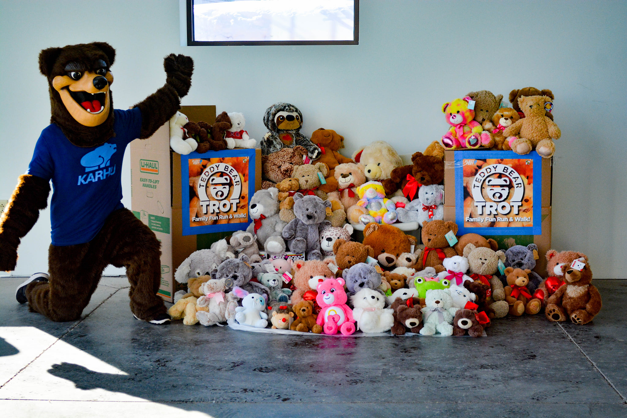 Maine Mariners adapt annual Teddy Bear Toss