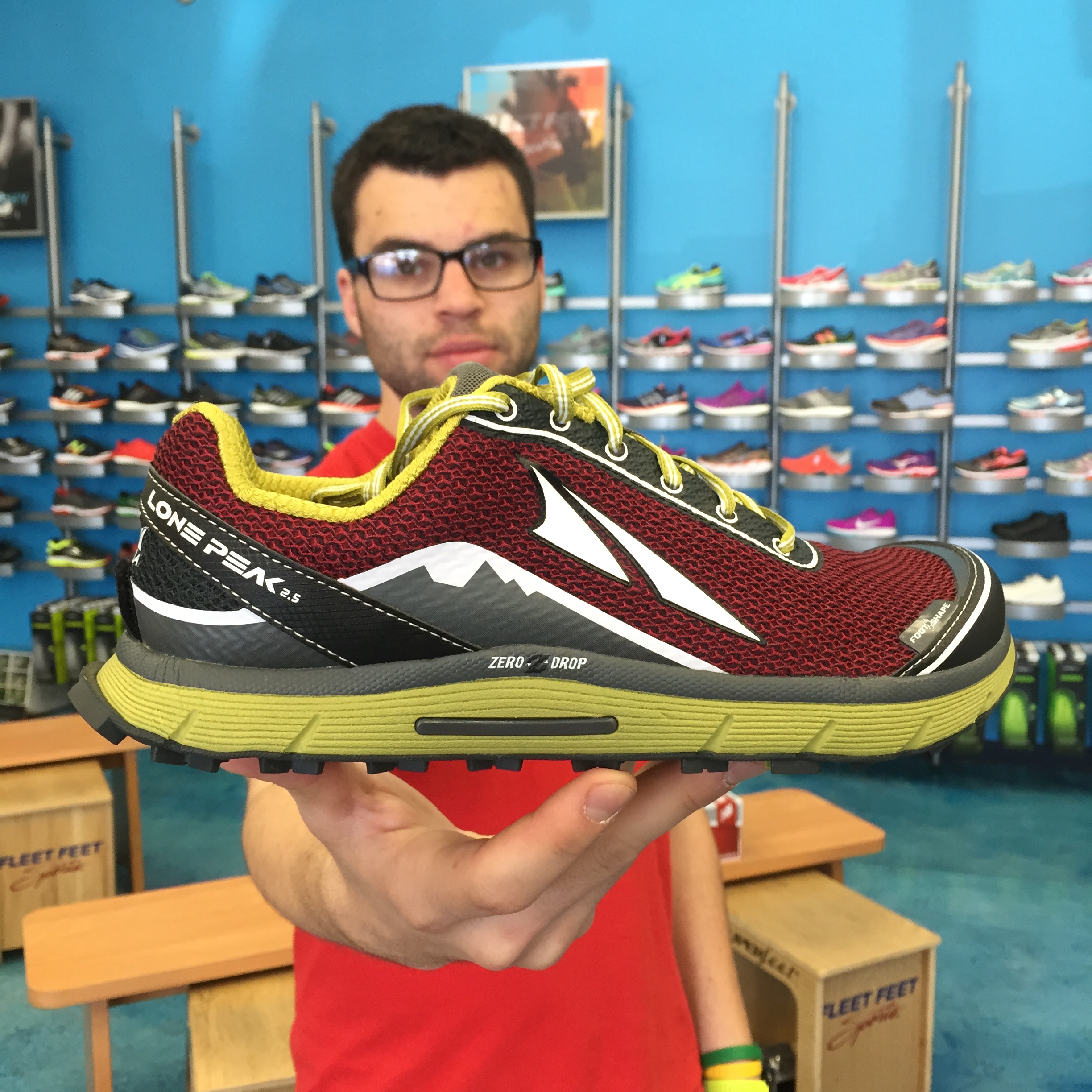 altra shoes retailers near me