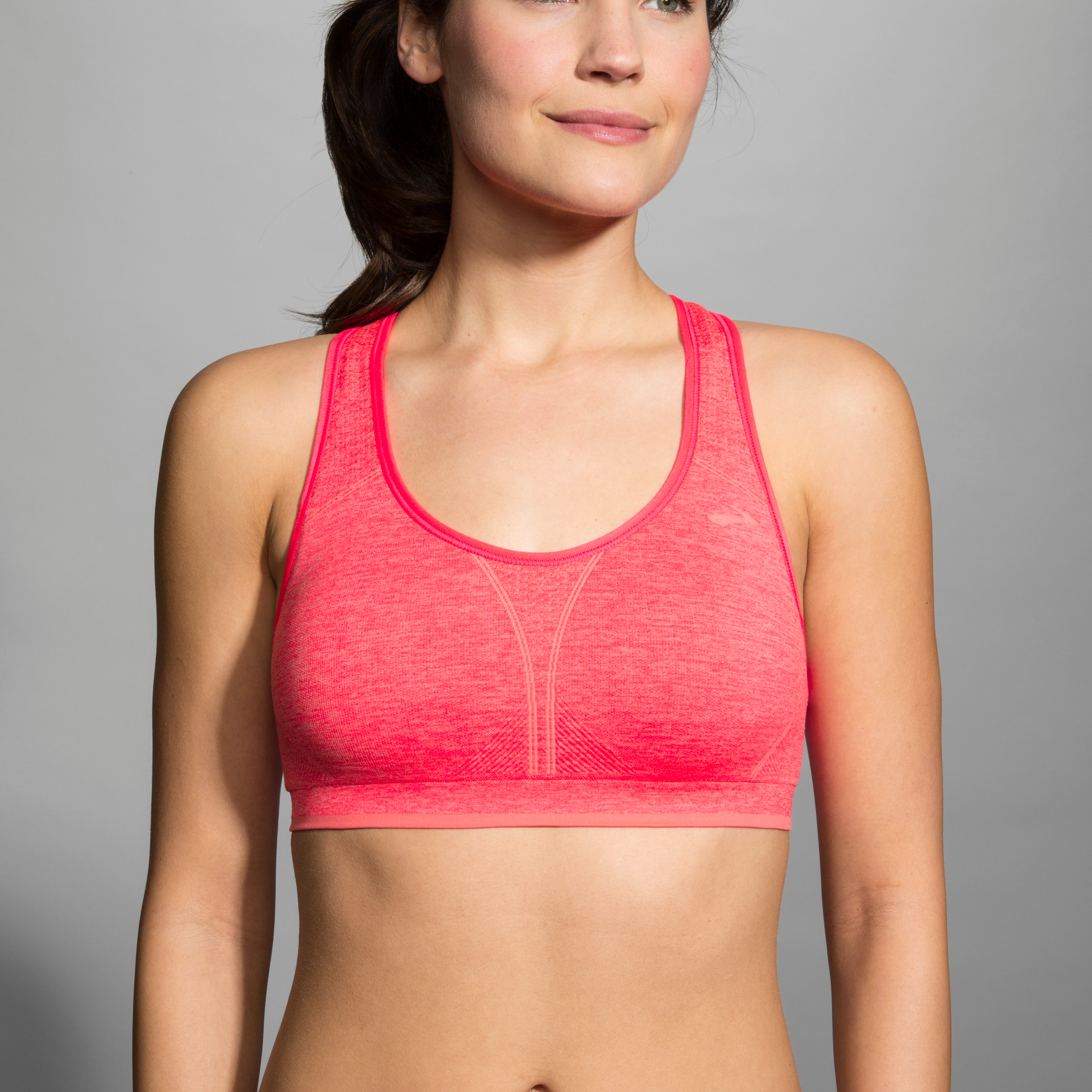 How to Update Last Year's Sports Bras With Motivational Sayings - Brit + Co