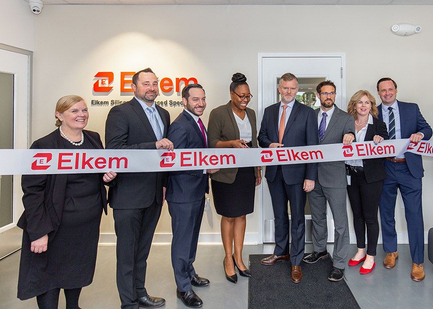 Elkem Inaugurates its New Highly Specialized Medical Grade Silicone Facility in York, S.C. Pictured left to right: Leeanne Brown, Michael Goglia, Bob Waitt, Deputy Secretary Ashely Teasdel, Bertrand Mollet, Matt Pickvett, Karen O’Keefe, James Chappell