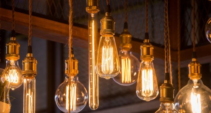 Hanging incandescent lightbulbs
