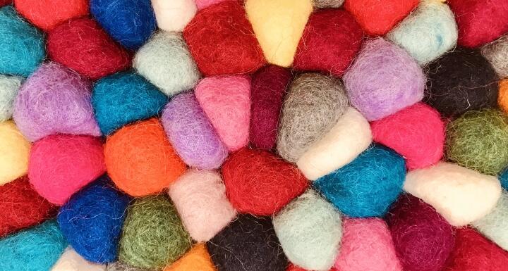 Multicolored fabric balls 