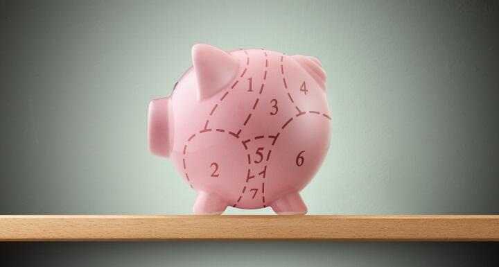 piggy bank divided into 7 parts