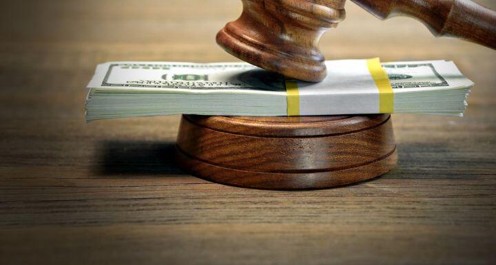 Gavel on money bankruptcy court