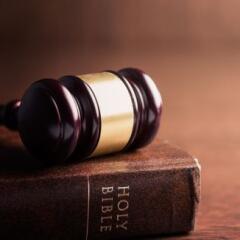 the judge gavel and holy bible