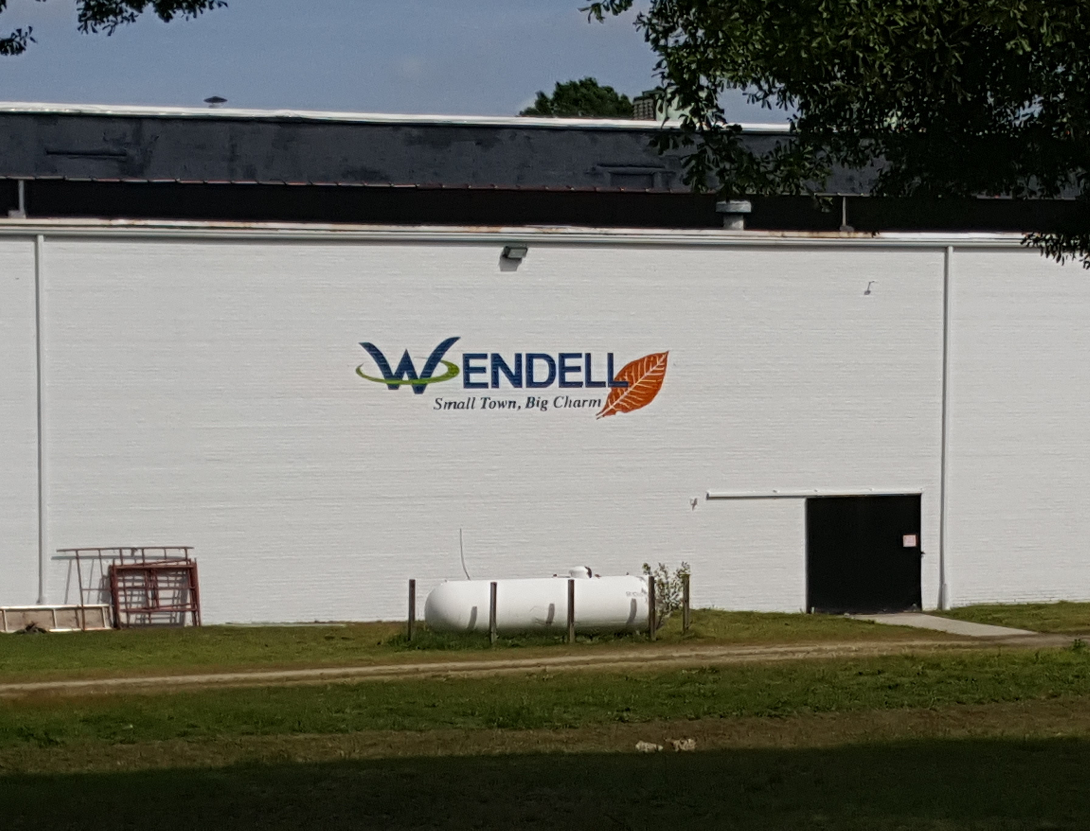 Wendell: Small Town, Big Charm Mural 