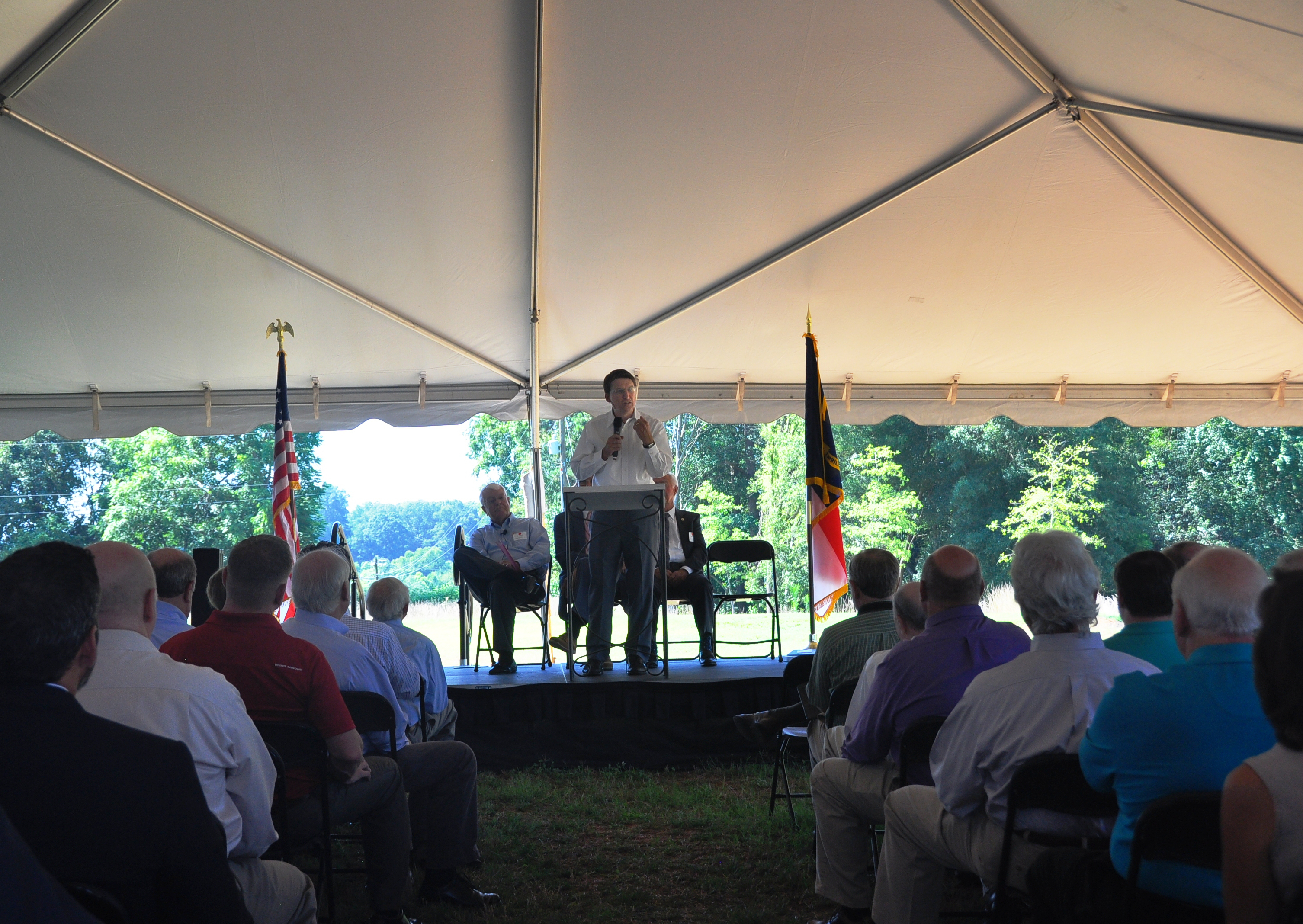 Gov. McCrory addresses the crowd at the Carolina Nonwovens dedication in Maiden, NC.